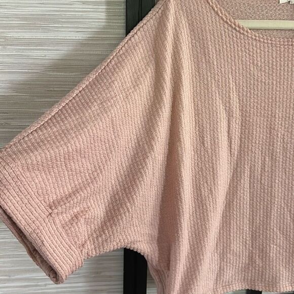 Caution to the wind blush pink waffle light weight oversized top m - Picture 2 of 4
